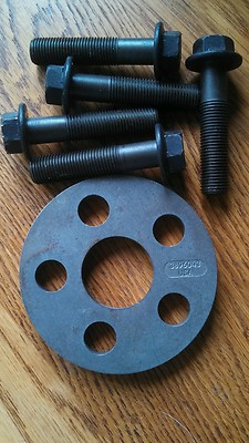 Cummins 3896043 plate and bolts
