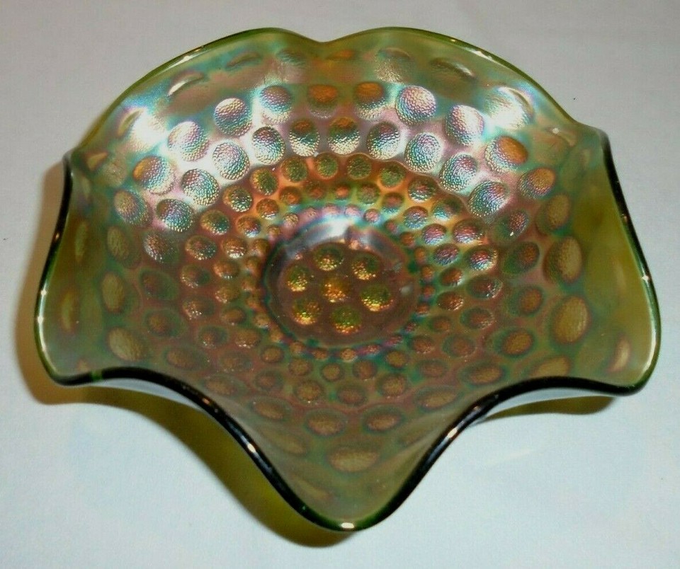Scalloped Ruffled Rim Fenton Carnival Glass Ruffled Bowl Green Coin Dot 9.5