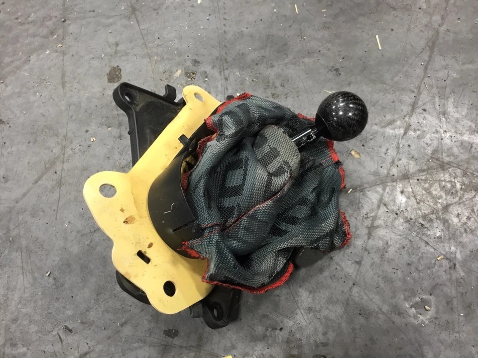 Genuine OEM GM 2005-2013 Corvette C6 Factory Manual Shifter Assembly - Image 4 of 4