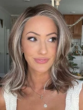 DAZZLING WAVEZ Wig by RENE OF PARIS, Snowy Umber Color Heat Friendly NEW