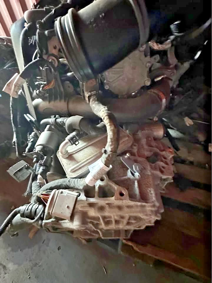 2022-2024 Volkswagen Golf GTI MK8 Engine complete with Turbos And Accessories - Image 4 of 4