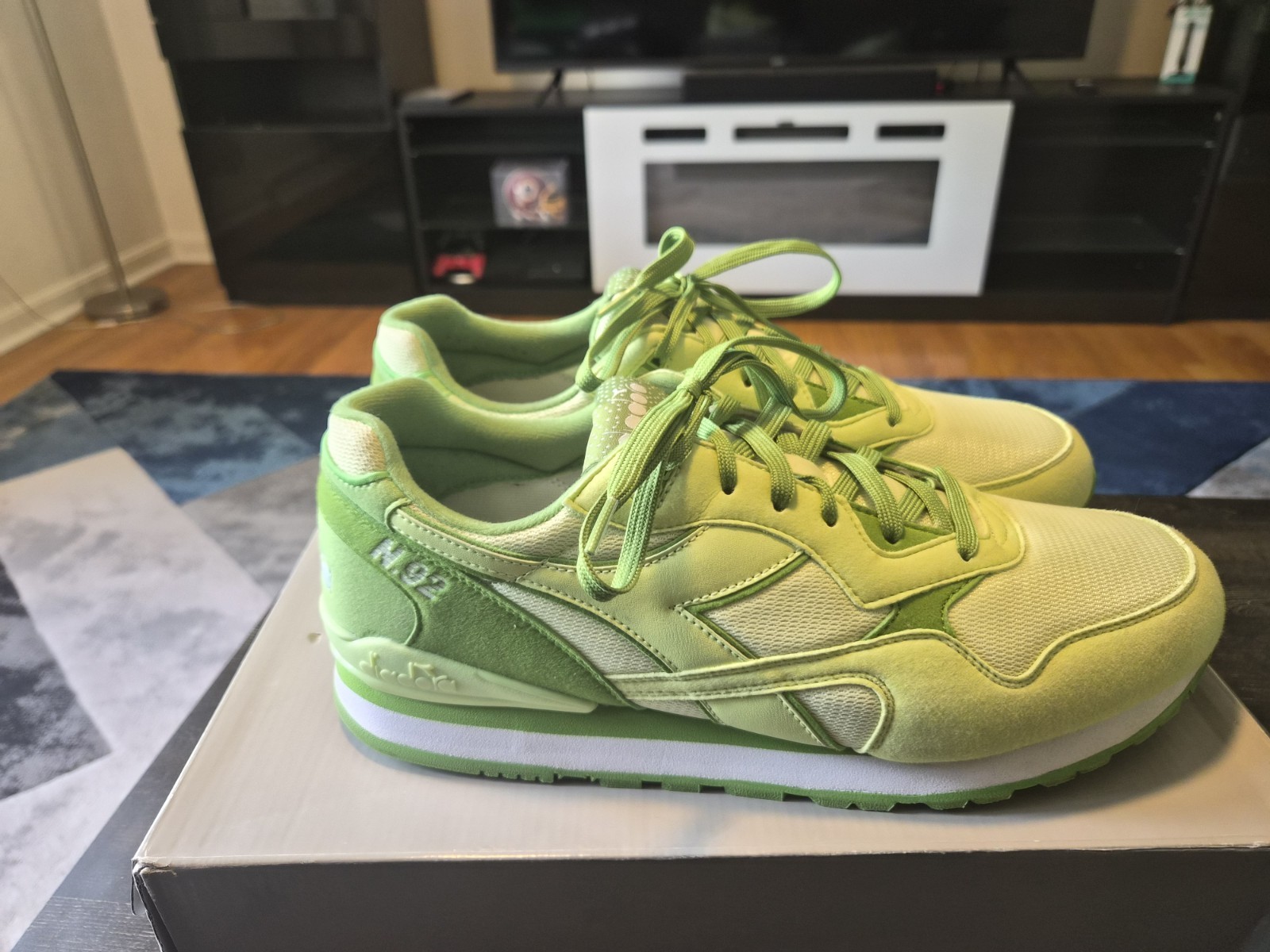 Diadora N92 Gelato White Jade Butterfly Men’s Running Shoes Size 11.5 Lemon-Lime image 5