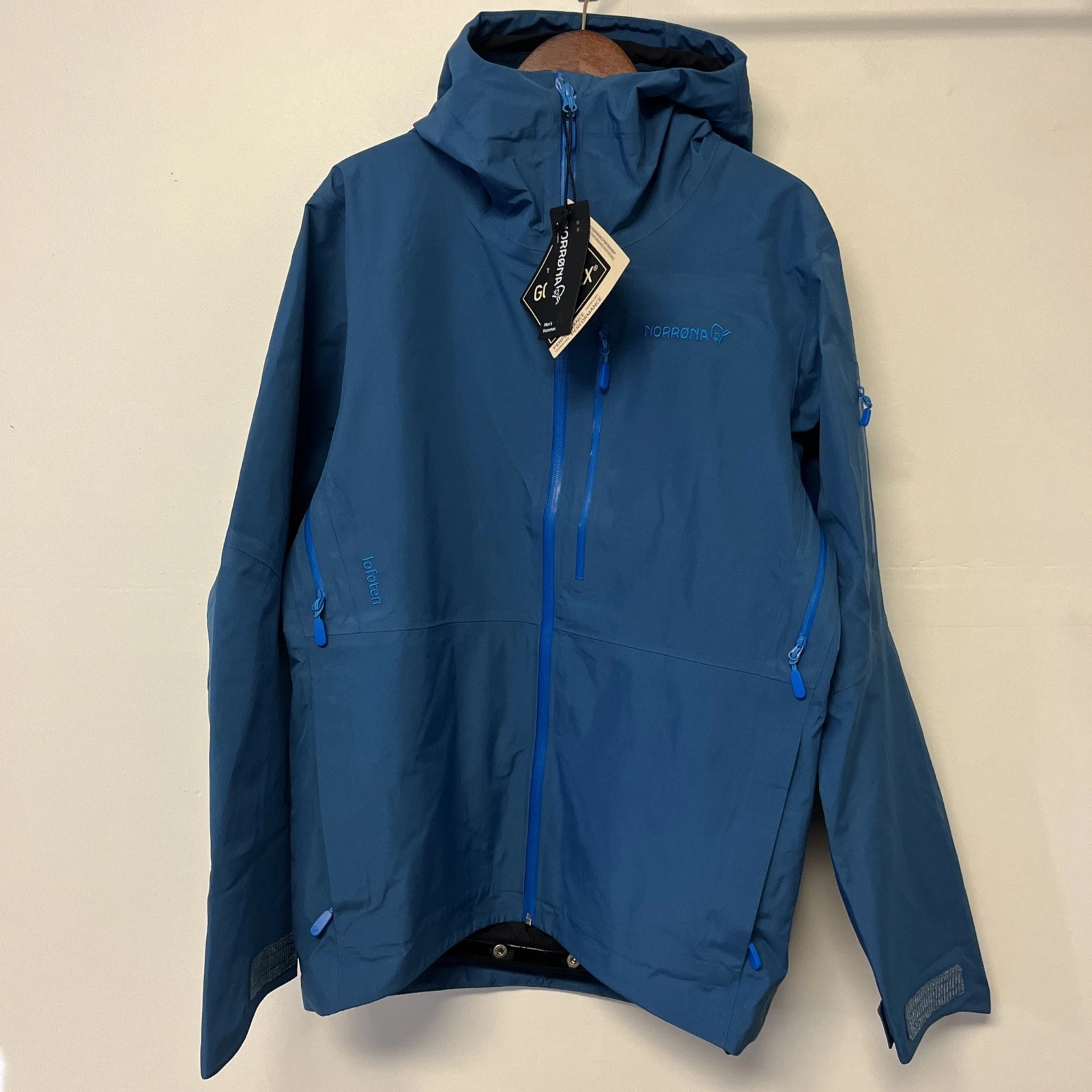 Norrona Mens Lofoten Gore-Tex Jacket Medium Dark Blue NWT - product detail image 1