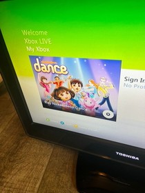 Xbox 360 White Console 60gb and Huge Video Games Lot - Tested and Working!