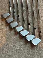 Men’s Golf Club Iron Set 4-PW Right Handed Stiff Shaft Great Condition