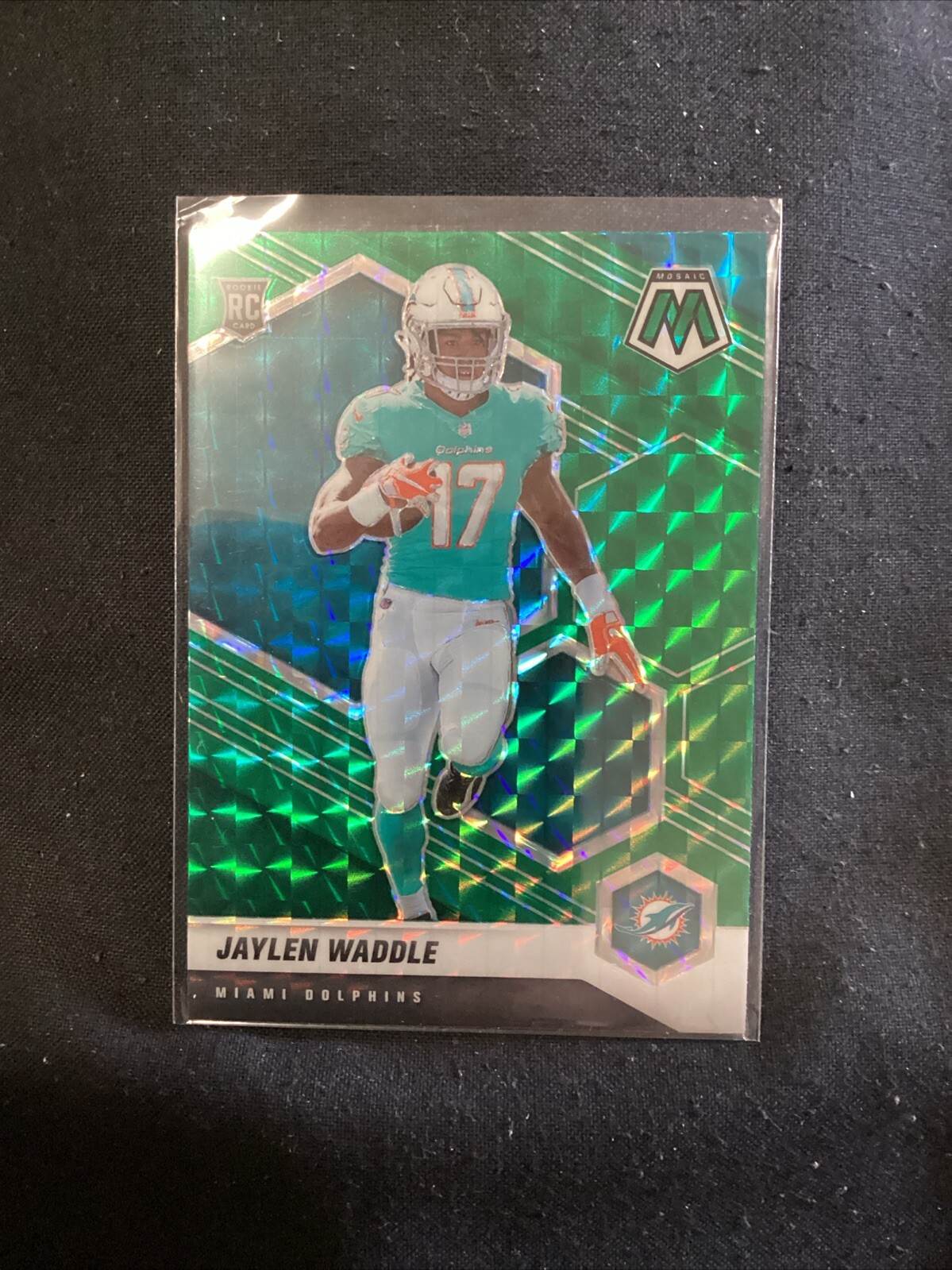 2021 Mosaic Jaylen Waddle #308 Green Mosaic Prizm Rookie Dolphins            A11