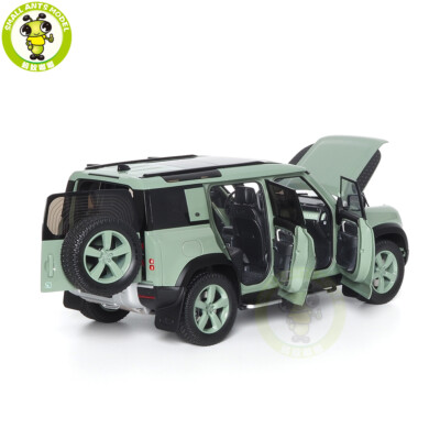 1/18 Land Rover Defender 110 2023 75th Almost Real 810811 Diecast