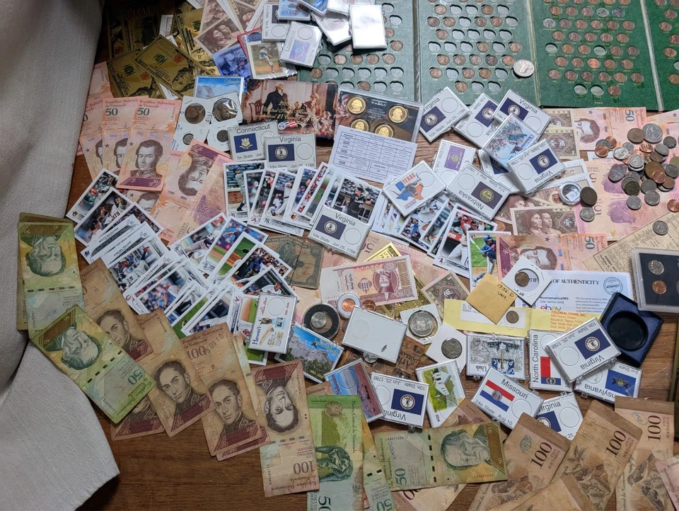 Huge Coin & Currency Lot – Over 1000 Items, Coin Books, Coin Rolls! GOLD plated! - Image 2 of 4