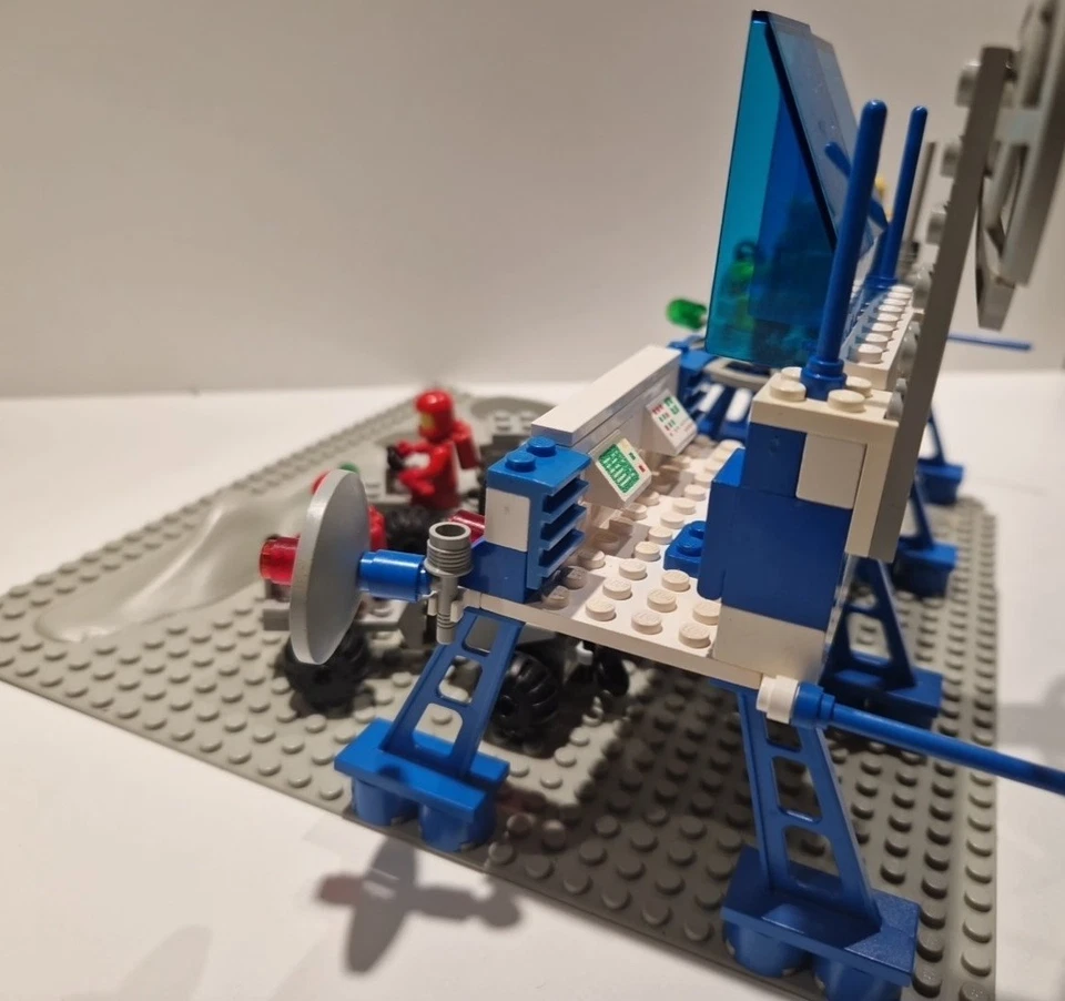 Lego 6930 Raum Supply Station - Verfärbt !! - Bild 4 von 4