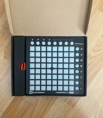 Novation Launchpad Mini MK2 USB Controller