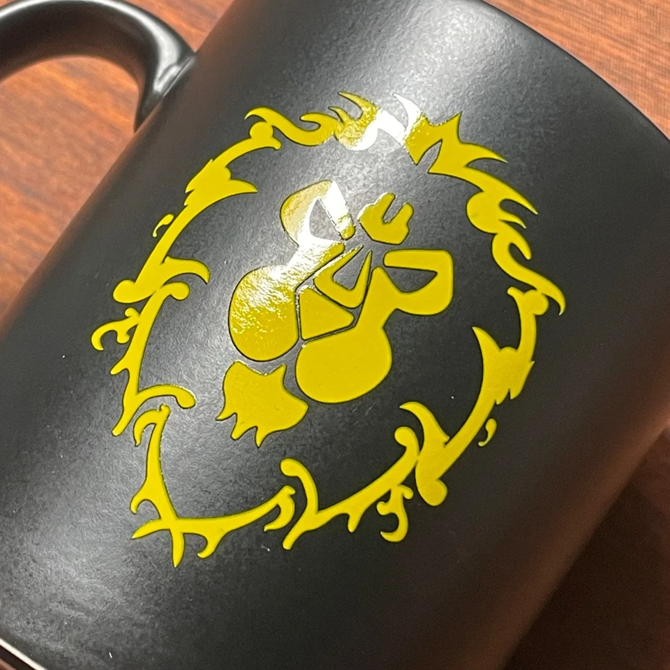 Taza de café oficial J!NX Blizzard 2019 World of Warcraft Alliance Crest J!NX nueva sin etiquetas Foto 2 de 4