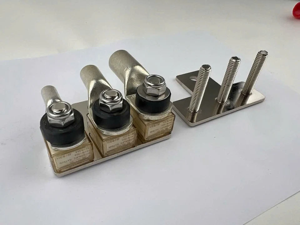 Triple MRBF fuse holder400A Rated (Pure Copper Base) 3x MRBF fuse holder - Image 2 of 4