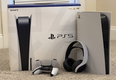 Playstation 5 blu-ray edition 825GB + Samsung 1TB SSD + Controller + Box.