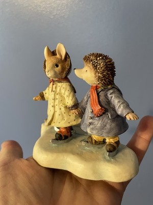 Villeroy & Boch Foxwood Tales Katie & Willy Skating in Harmony | eBay
