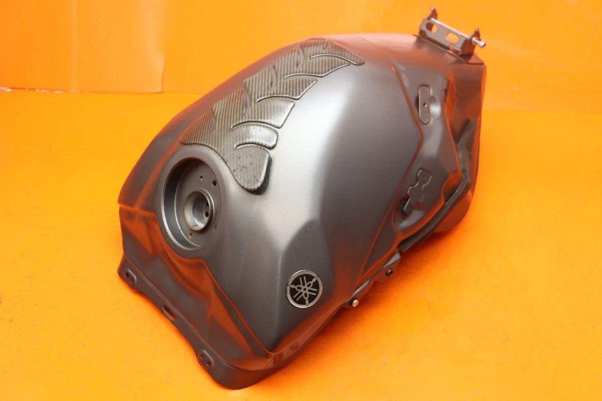 Yamaha Gas Tanks for Yamaha YZF R1 for sale | eBay