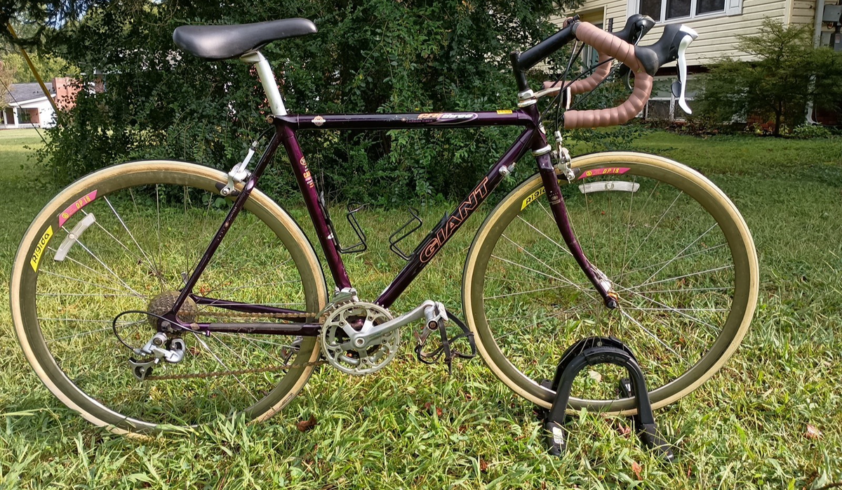 Giant カーボンロードバイク 700C Giant カーボンロードバイク 700C