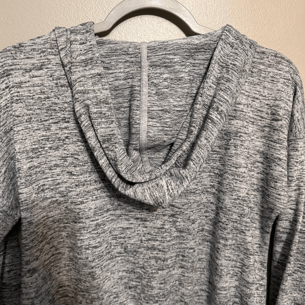 Athleta oversized gray pullover batwing hoodie si… - image 7