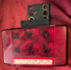 International LH Combination Light with Bracket 2351-0100-00