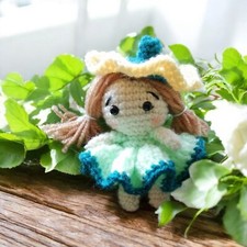 Puppe geh&auml;kelt 13cm Amigurumi Handarbeit P&uuml;ppchen Taschenbaumler Geschenk