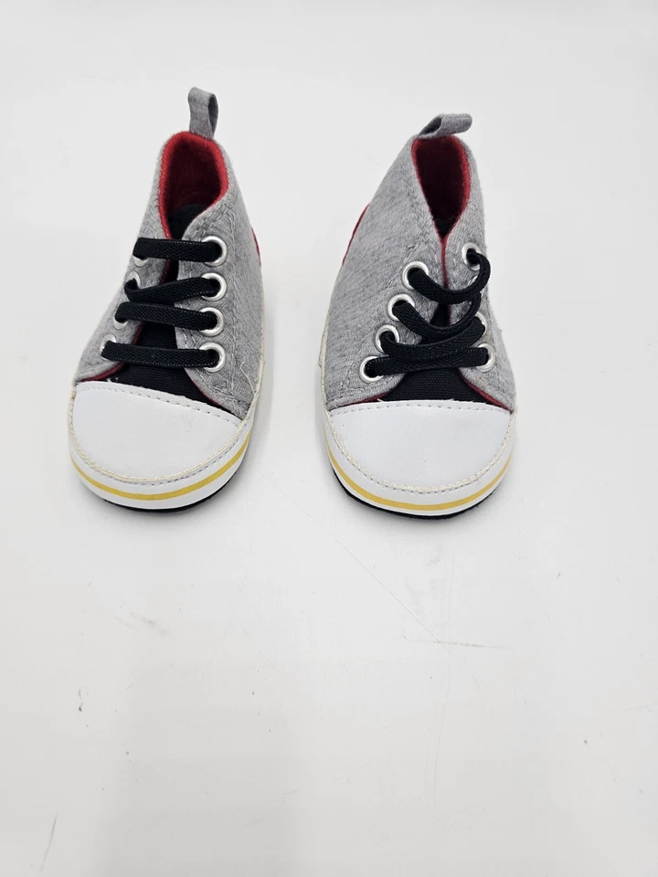 Zapatos Gris Disney Mickey Mouse Talla 3-6 Mos Foto 3 de 4