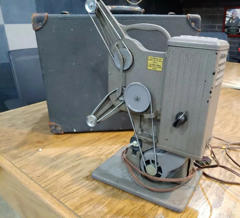 Keystone Film Movie Projector 16mm Model C26 with case - Image 2 of 4