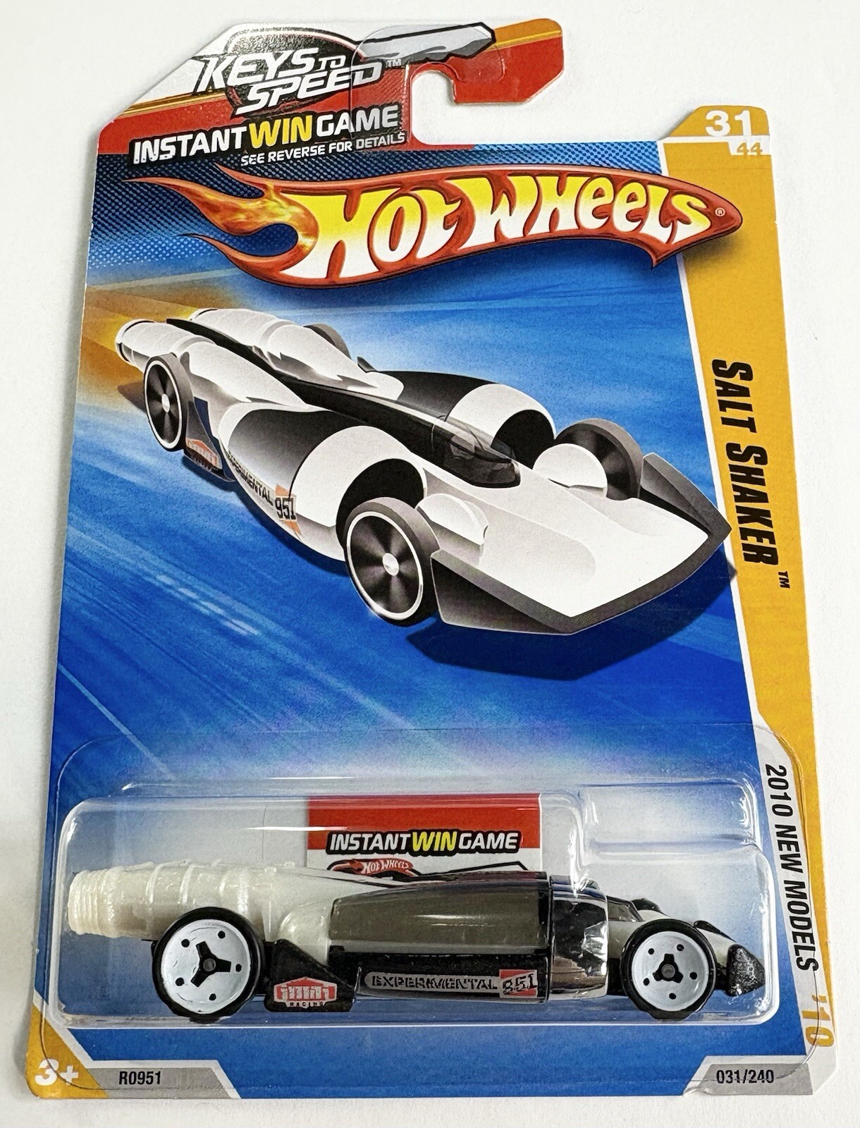 2010 Hot Wheels New Models 31/44 Black White Salt Shaker #031 1:64 Scale Diecast