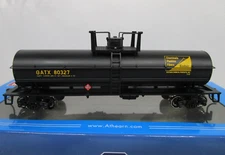 Athearn Roundhouse HO Scale GATX Eastman Kodak 42' Chemical Tank Car #80327 NOS