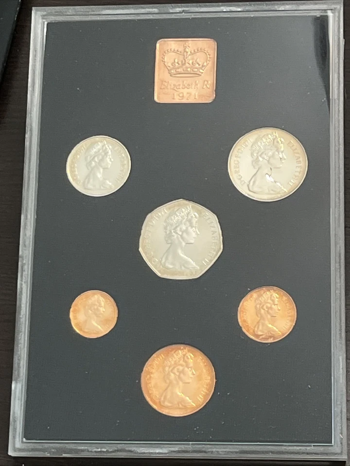 The Decimal Coinage of Great Britain And Northern Ireland 1971 Proof Set - Image 3 of 4