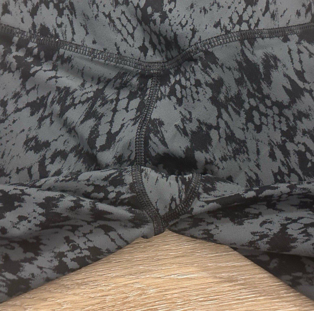 Athleta Salutation stash python black 7/8 Legging… - image 5