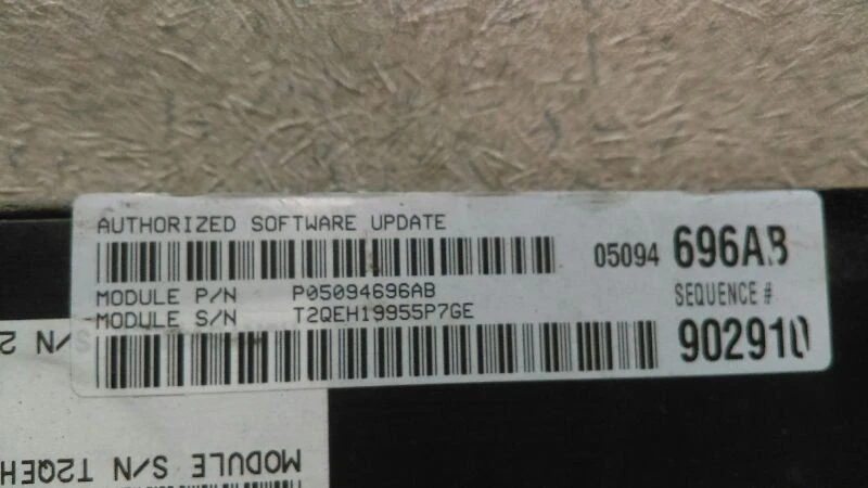 Módulo de control electrónico ECM del motor F05094696AB compatible con Dodge Magnum H23 2005 Foto 2 de 4