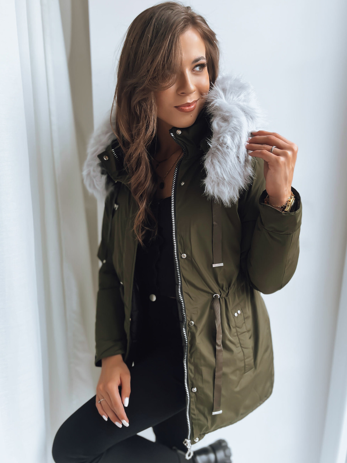 Wunderbar Damen Winterjacke Fellkapuze Bild