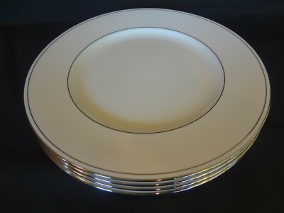 Lenox China Classic Collection Federal Platinum Set of Dinner Plates 
