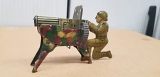 Vintage 1930s Marx Tin WWI Soldier W/Machine Gun Hand Crank Noise Maker C2