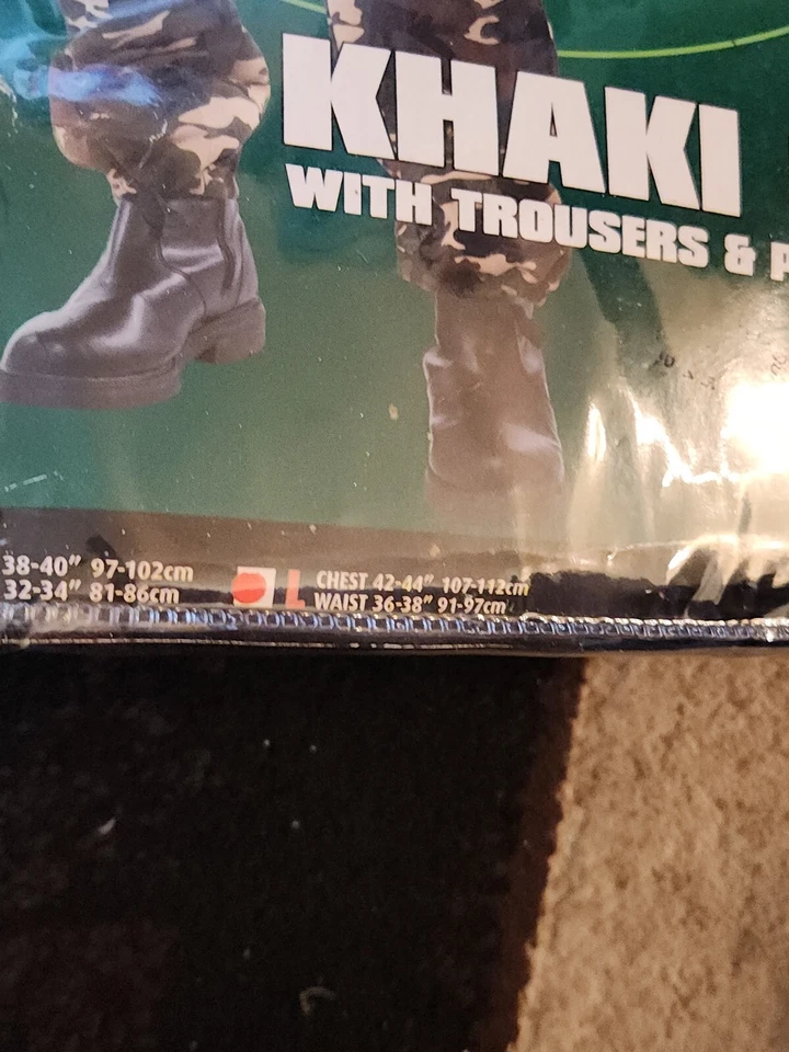 Raro Disfraz de Soldado del Ejército de Smiffy para Hombres con Pantalones y Chaleco Caqui Liso Talla L Foto 2 de 4