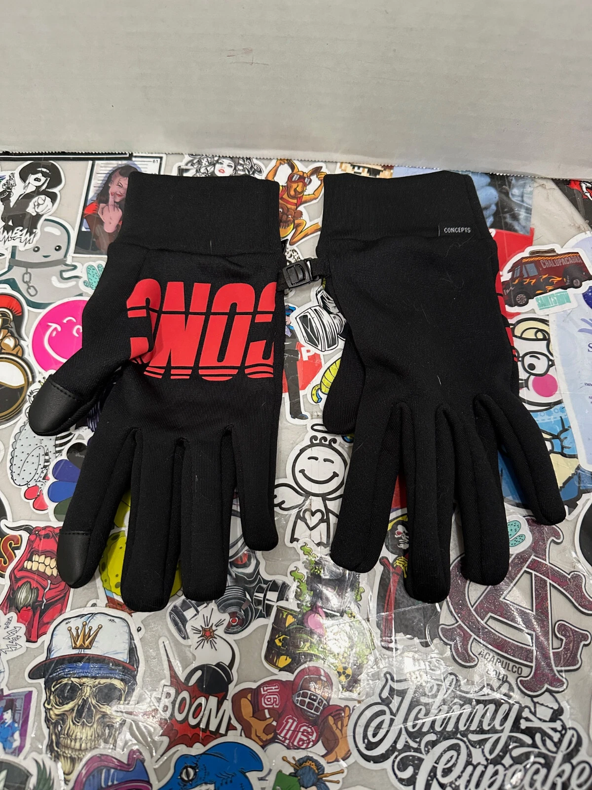 CNCPTS 3M Polartec Gloves SAMPLES red