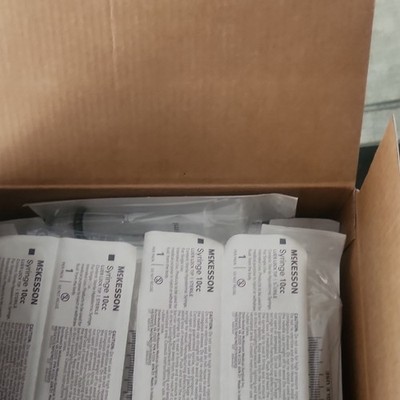 McKesson 10cc Syringe Luer Lock Tip Box of 100 - Sterile NO NEEDLE - REF 16-S10C