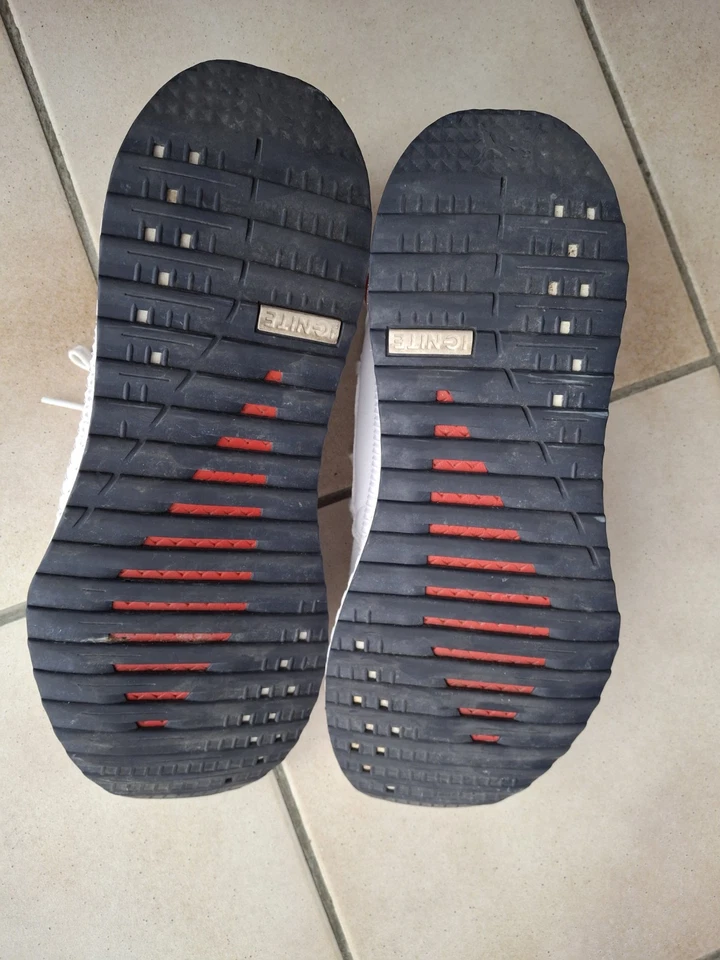 Baskets Puma - Taille 46 - Photo 2/4