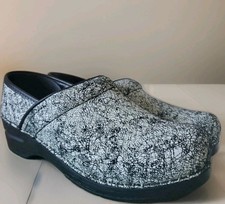 New SANITA Nursing Clogs White  Black Splattered Style Pattern SZ 8.5-9 Rp 139