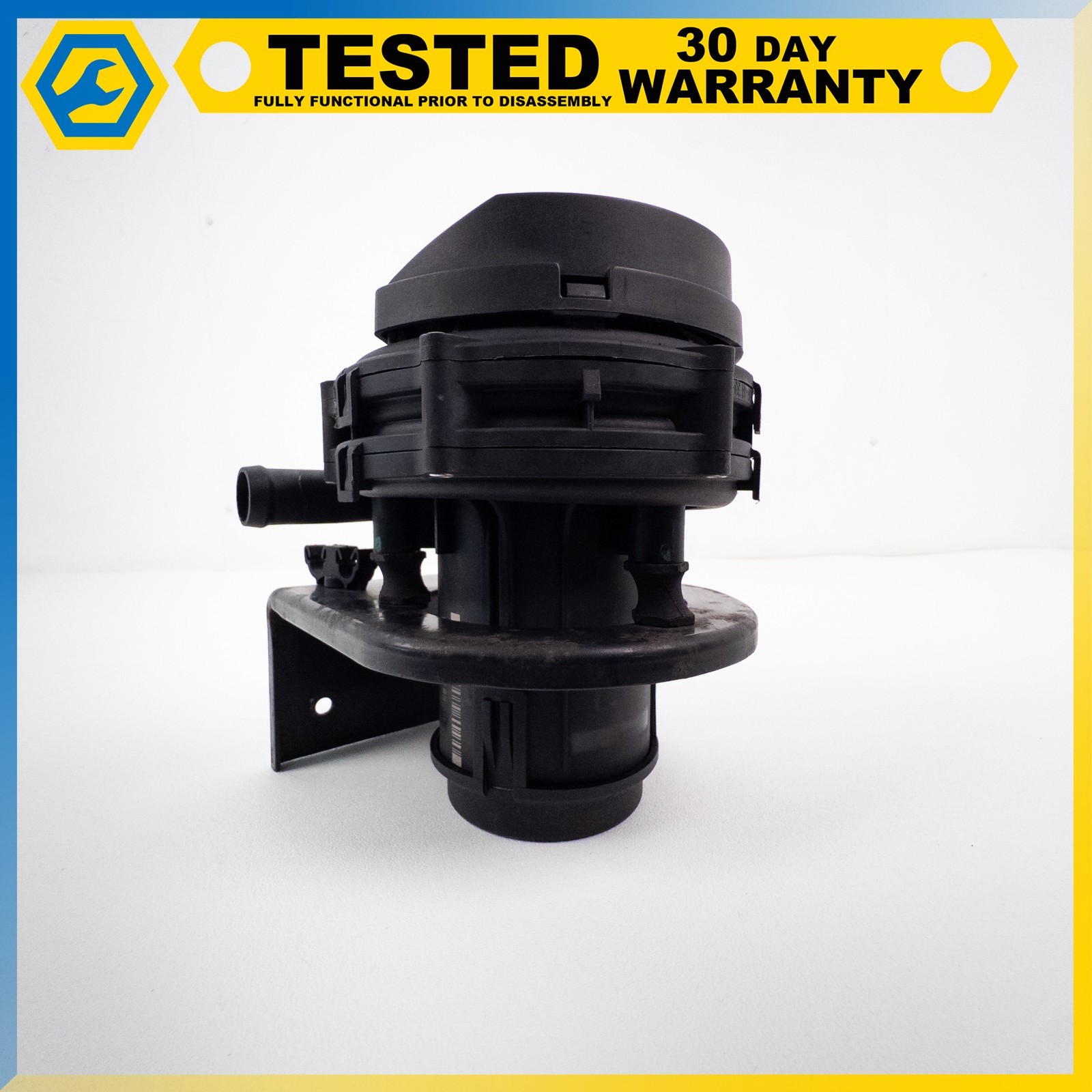 Maserati GranTurismo 2002-2019 Secondary air pump