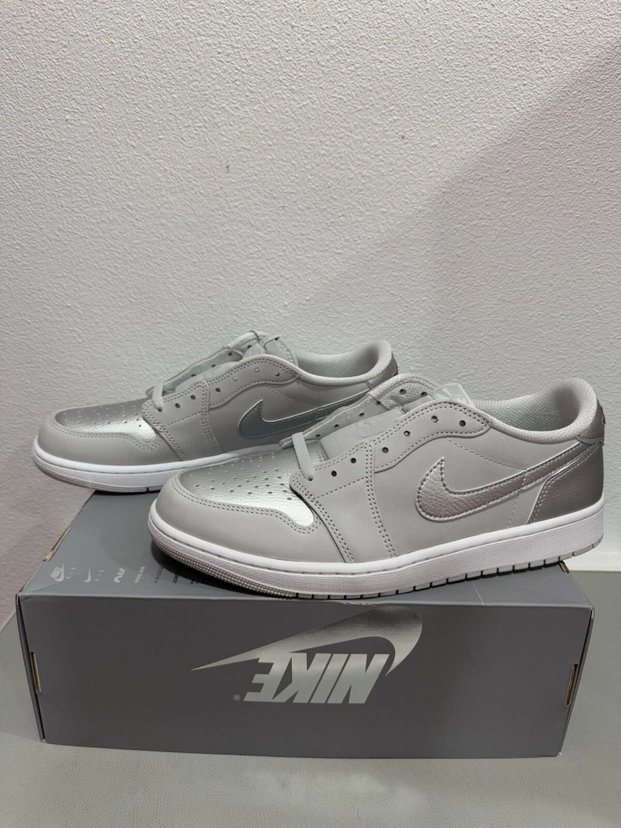 Preços baixos em Jordan 1 Retro OG Low Metallic Silver | eBay
