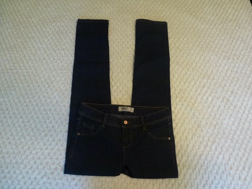 Skinny leg Clockhouse dark wash jeans 