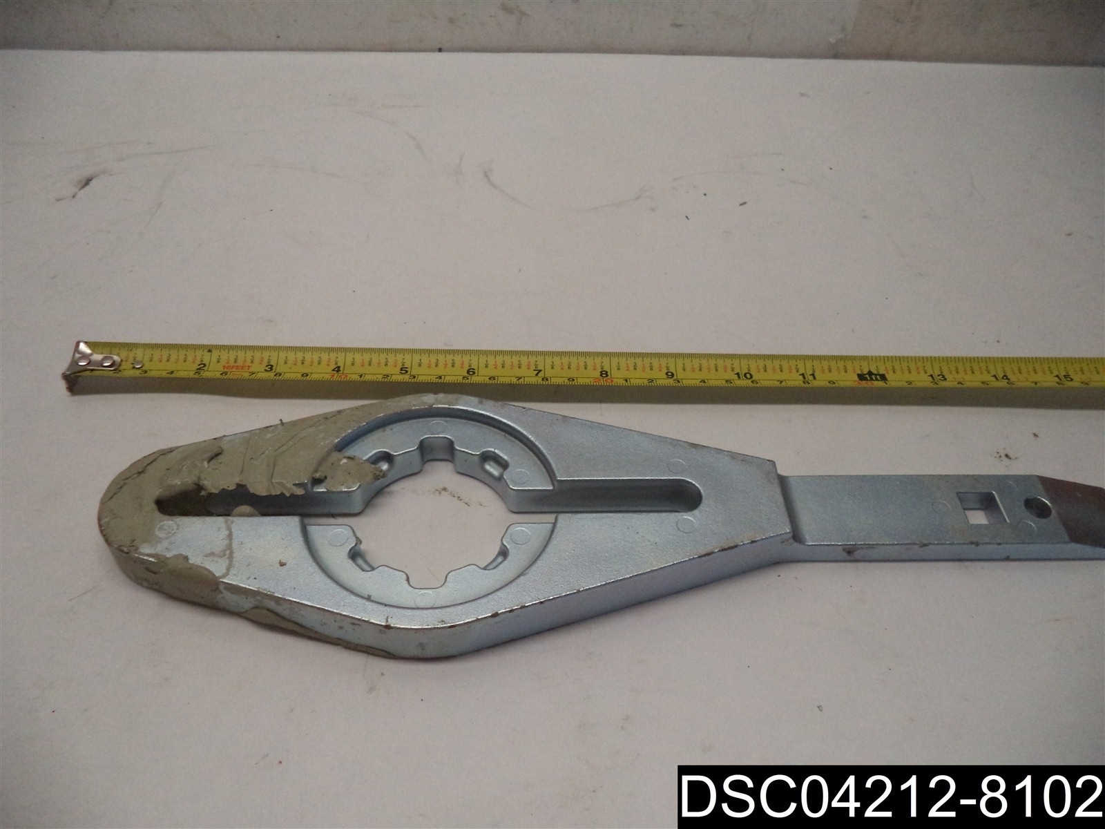 GMTools Pinion Flange Holder/Remover DT52506, Axles; 8" Front & 9" & 9