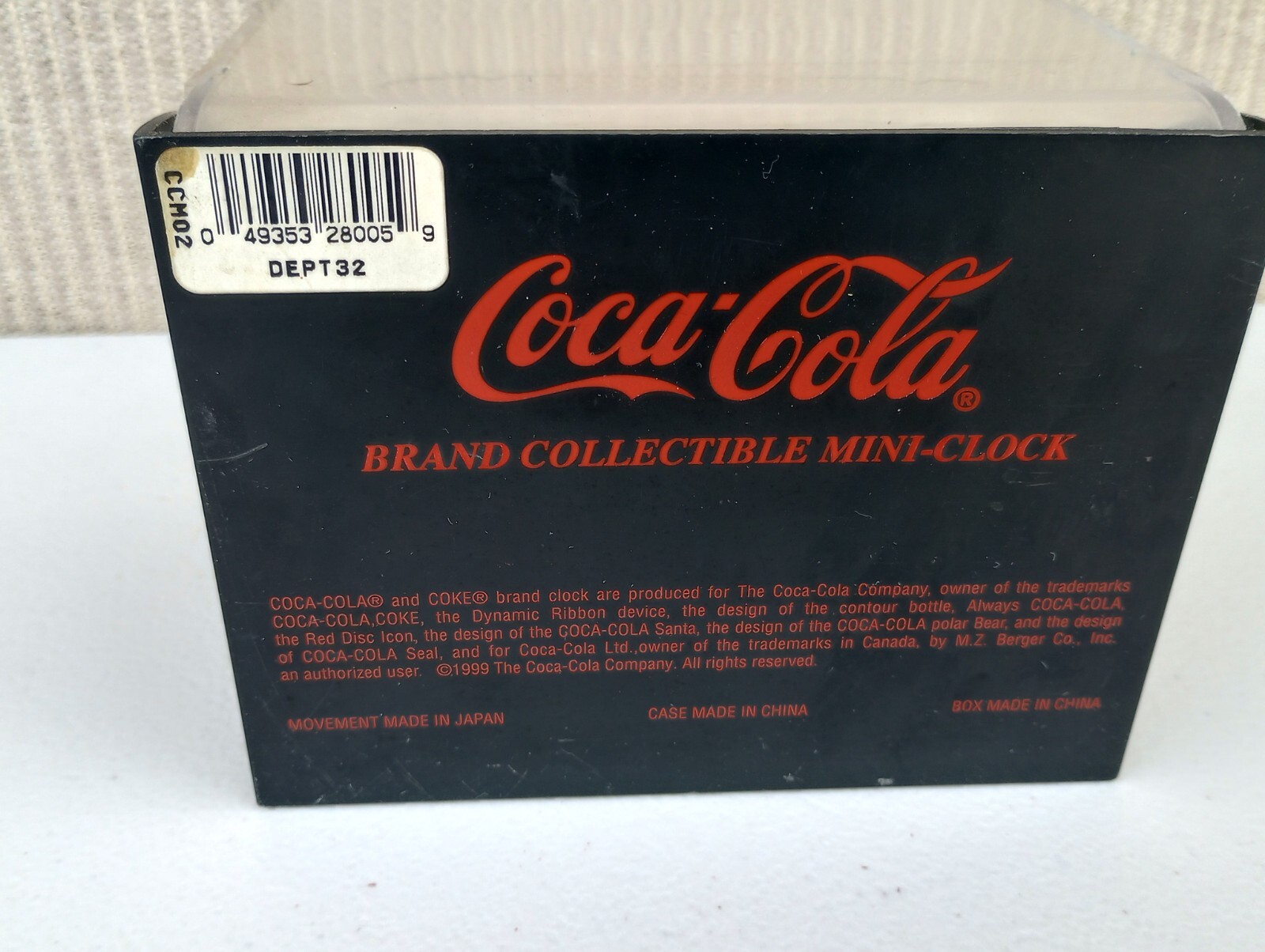 Vintage Coca Cola Cooler Mini Desk Clock 1999