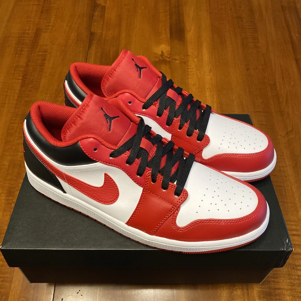 Nike Air Jordan 1 Low Chicago Bulls Men's, 100% Authentic