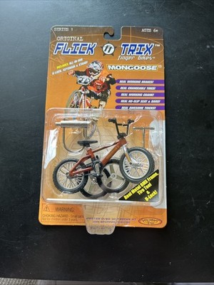 Flick Trix- 1999 Finger BMX Bike- MONGOOSE Fuzz Extreme Orange NOC #12412