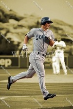 FA370 Kyle Seager Seattle Mariners Homer 8x10 11x14 16x20 Photo