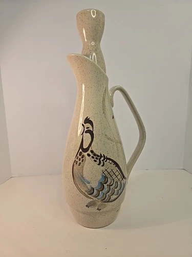 Red Wing Pottery Bob White Pattern Pitcher With Stopper Top. MCM No Chips!