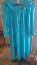 Vintage Shadowline Embroidered Nylon Robe/Houscoat Turquoise-L