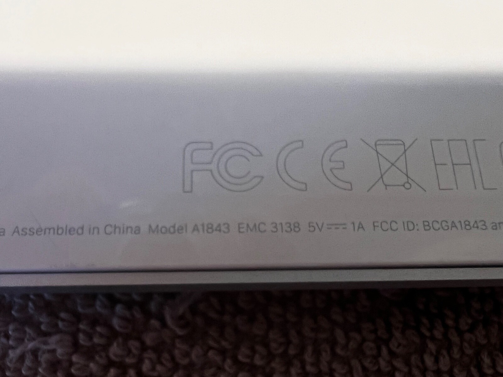 Apple Wireless Magic Keyboard A1843 EMC 3138 Numeric Keypad Rechargeable