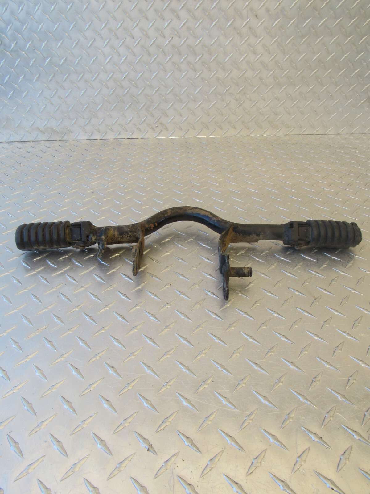 1999 99 YAMAHA PW80 PW 80 FOOT PEGS & MOUNT BAR eBay